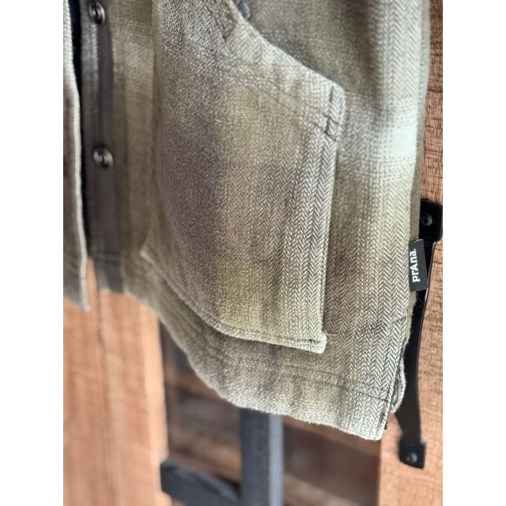 Prana Bridges Flannel Jacket Cargo Green Plaid Quilted Lining Womens M NEW - Picture 6 of 12